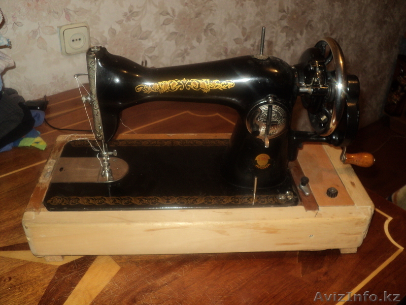 Продам швейную машинку. - Изображение #1, Объявление #806071