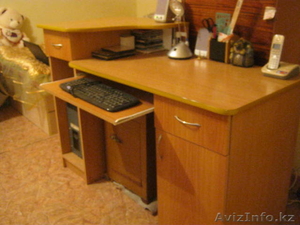 Продам письменный стол - Изображение #3, Объявление #922386